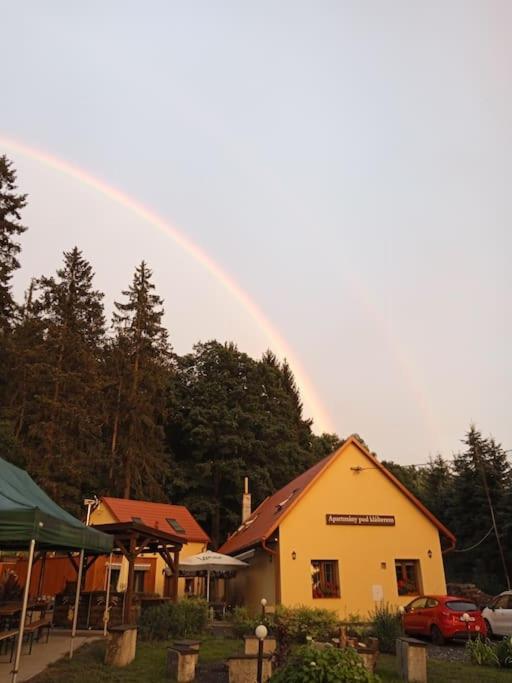 Apartmany Pod Klasterem Kladruby  Bagian luar foto