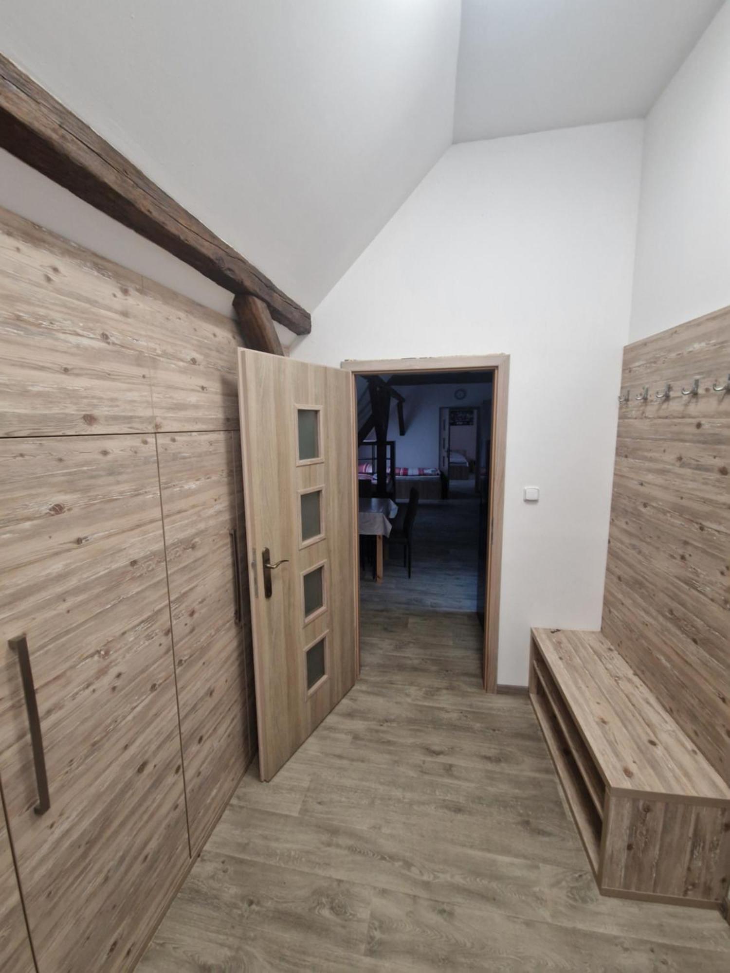 Apartmany Pod Klasterem Kladruby  Bagian luar foto