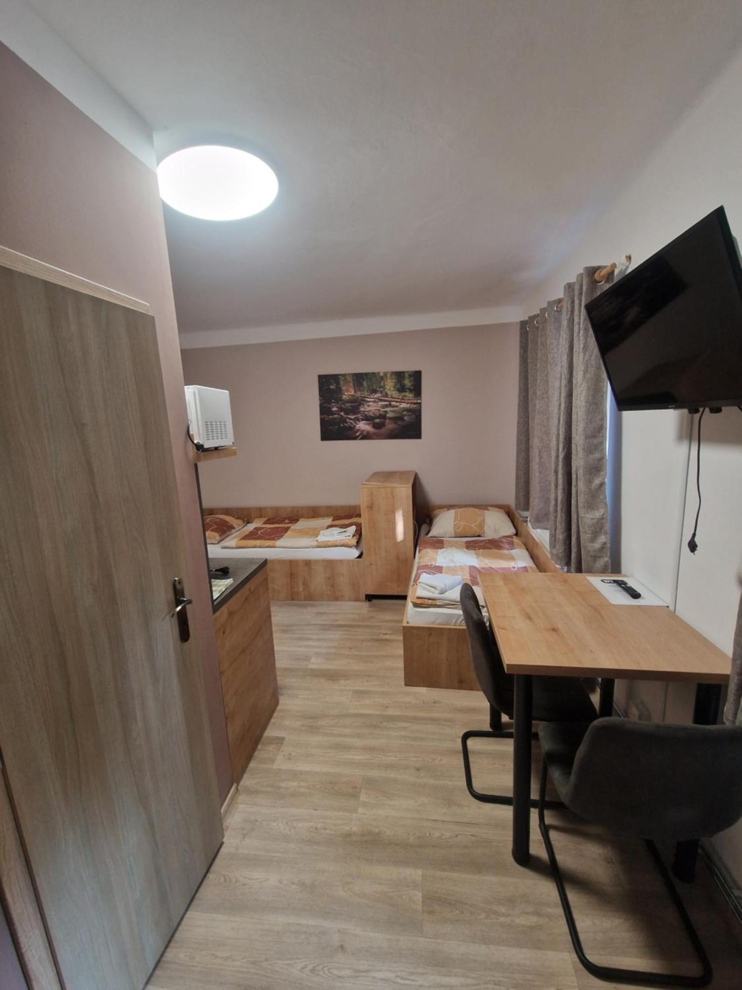 Apartmany Pod Klasterem Kladruby  Bagian luar foto